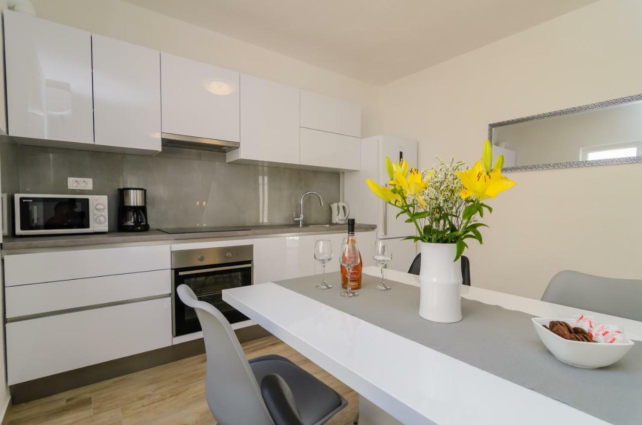 Petra Apartman Zára