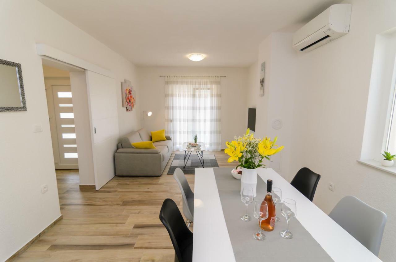 Apartment Petra *